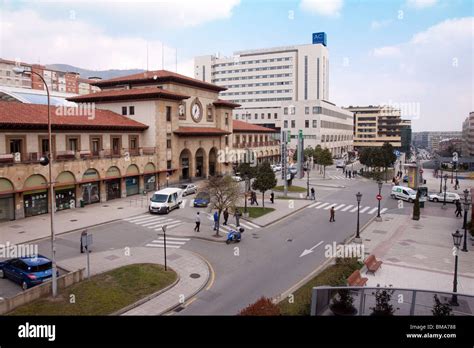 estacion oviedo tur|Oviedo railway station. Asturias